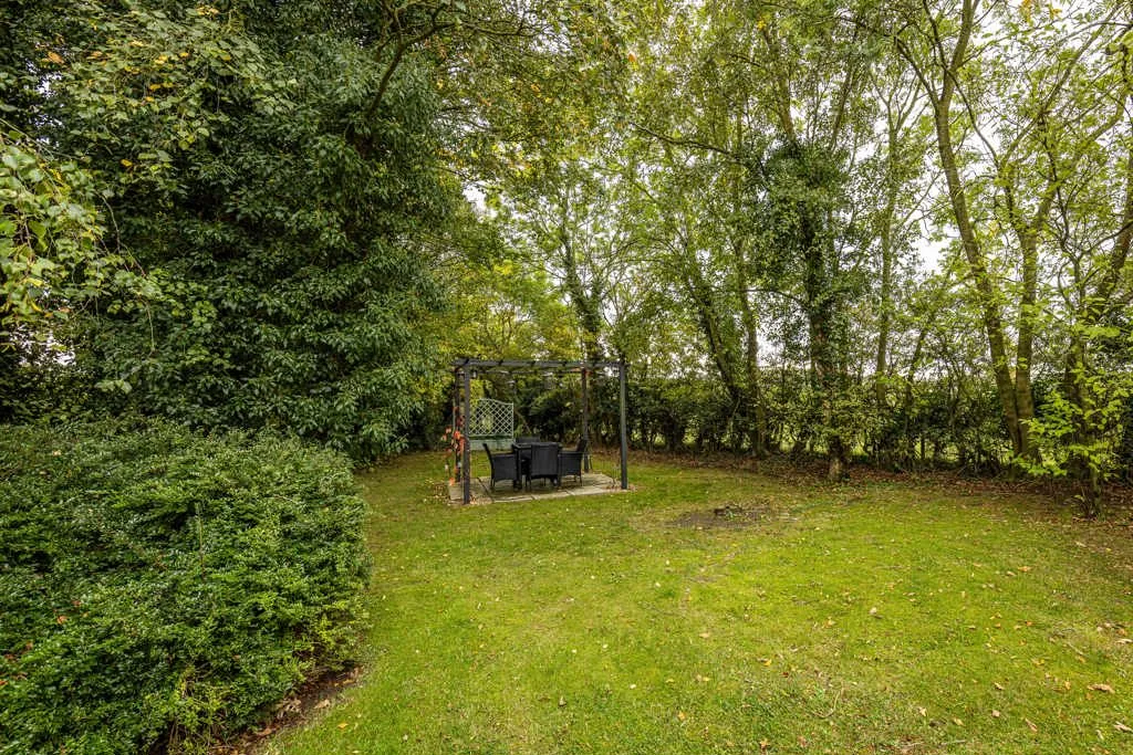 Church Cottage, Stroxton, NG33, photo 4