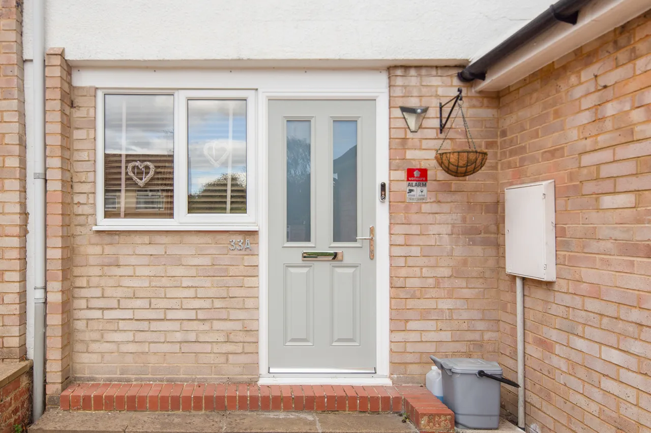 Barry Avenue, Bicester, photo 2