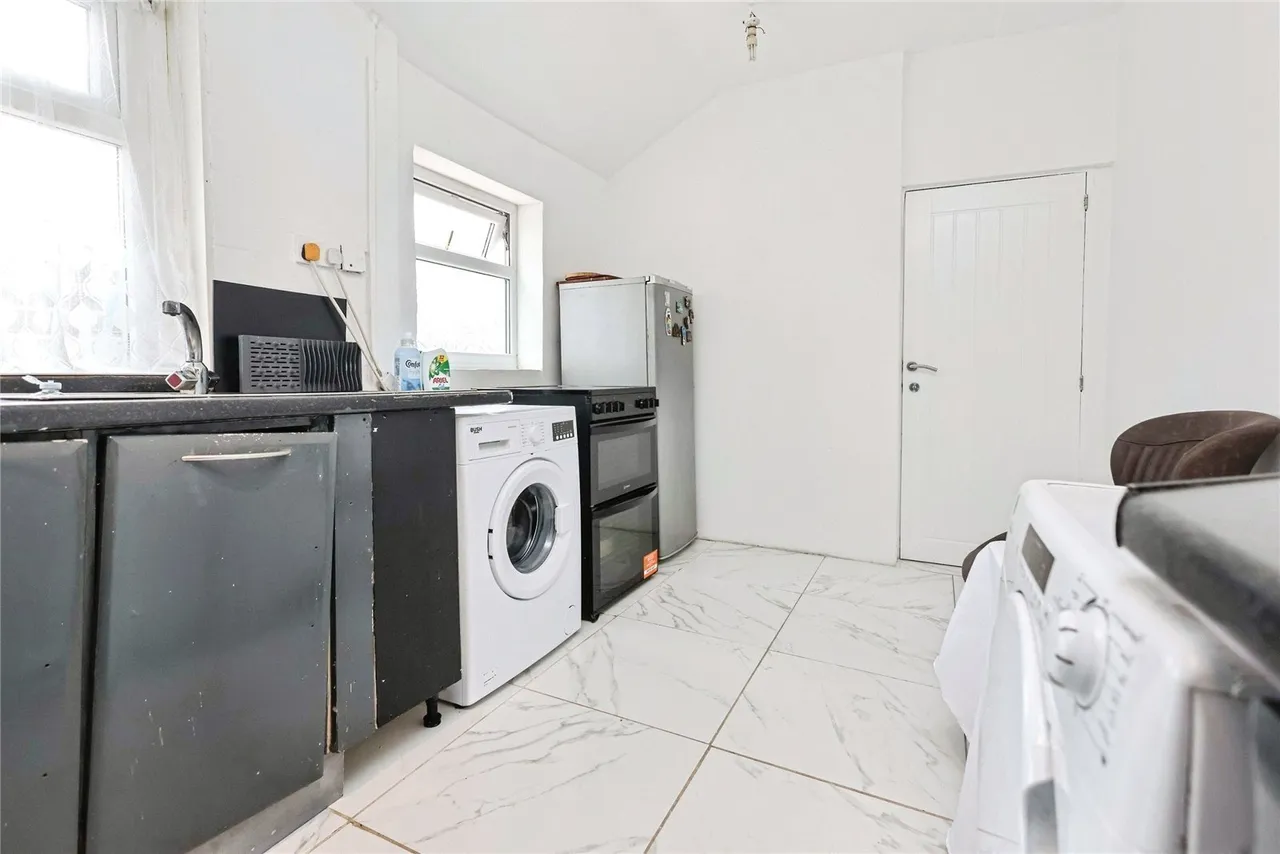 Kingsbury Road, Erdington, B24, photo 13