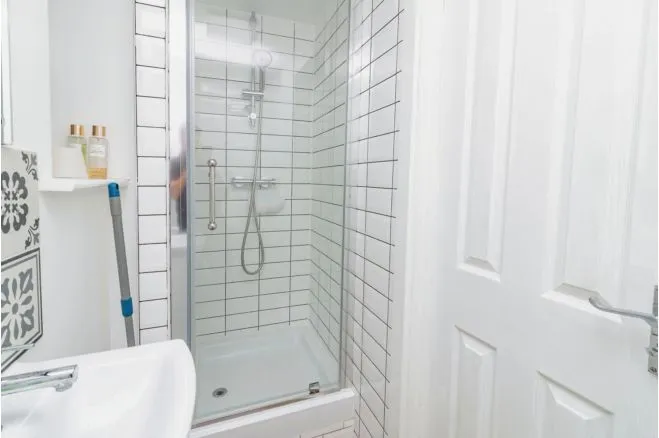 Queens Crescent, Clapham, MK41, photo 21