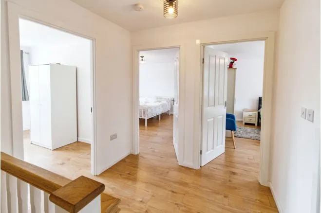 Queens Crescent, Clapham, MK41, photo 8
