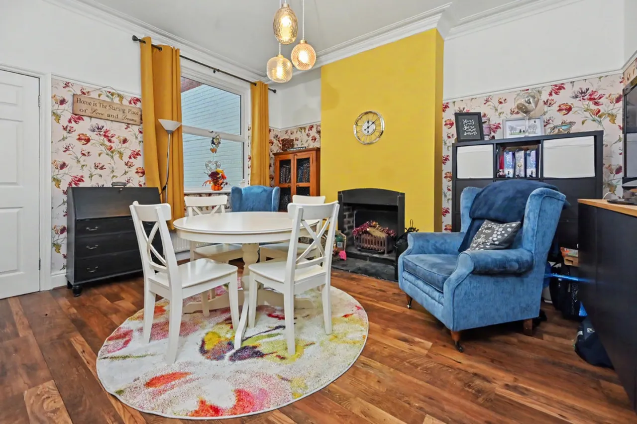 Spring Villas, Longton, Stoke-on-Trent, photo 5