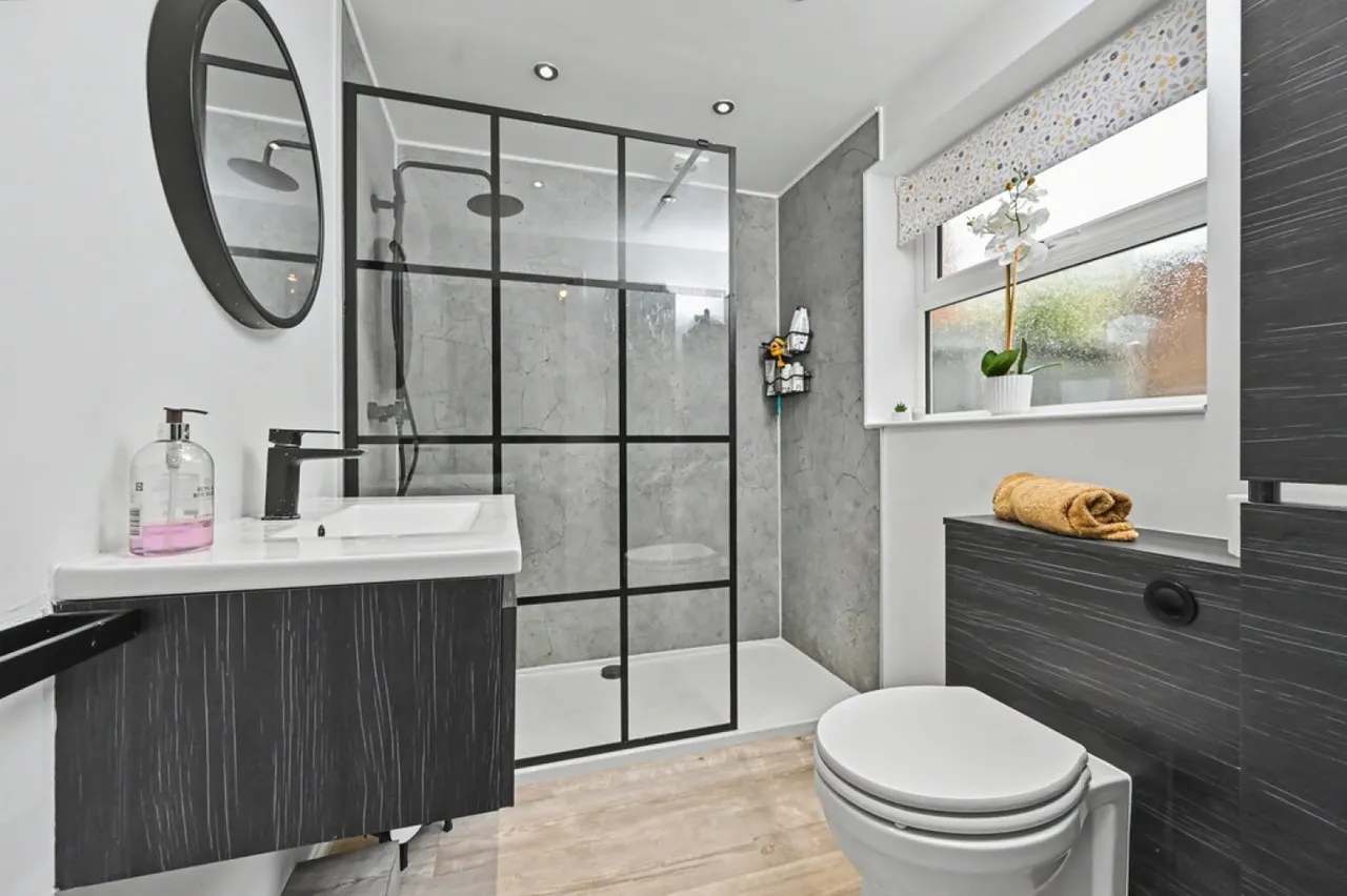 Spring Villas, Longton, Stoke-on-Trent, photo 7