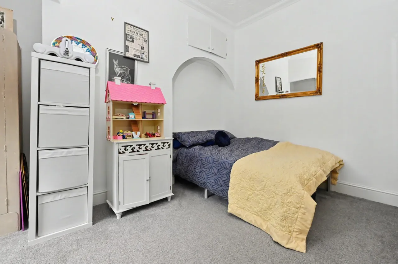 Spring Villas, Longton, Stoke-on-Trent, photo 9