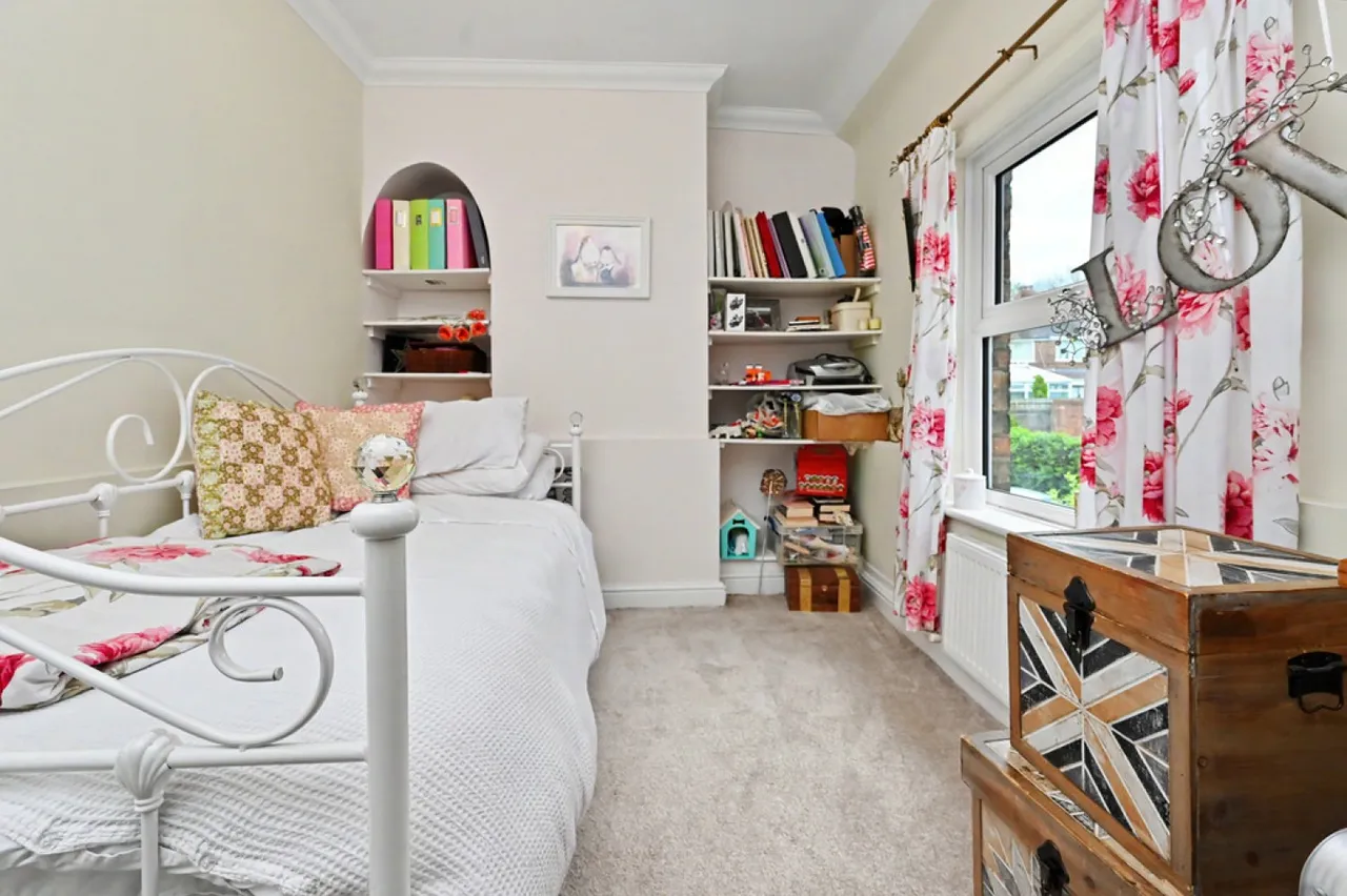 Spring Villas, Longton, Stoke-on-Trent, photo 10