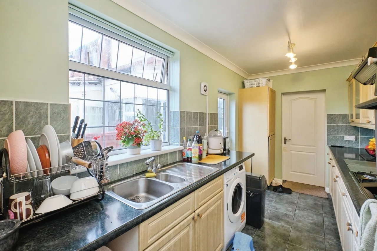 Grange Avenue, Birmingham, B8, photo 8