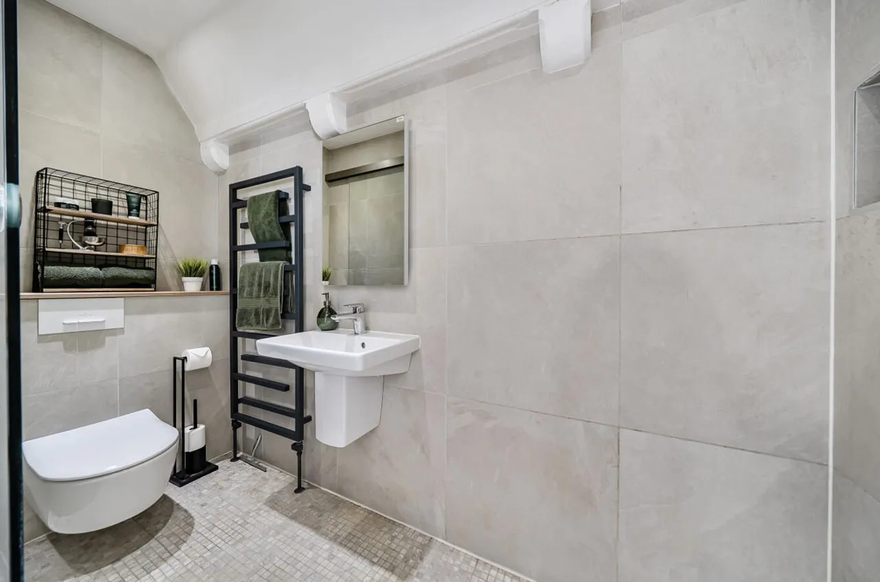 Sandgate Hill, Sandgate, CT20, photo 15