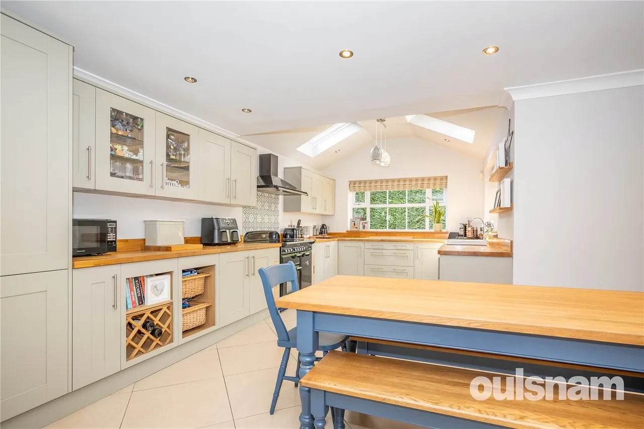 Berberry Close, Bournville, Birmingham, B30 1TB, photo 2