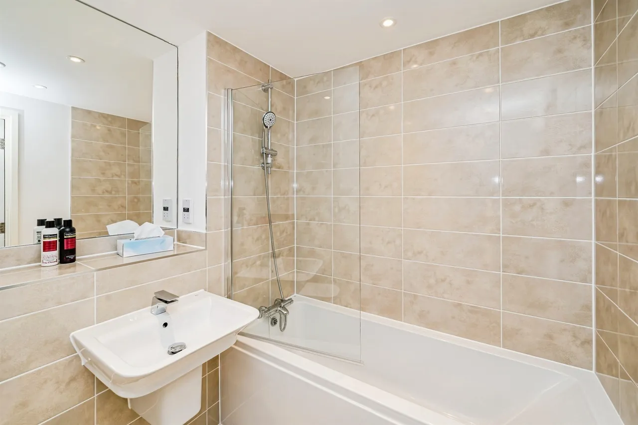 Windsor Road, Slough, SL1, photo 15