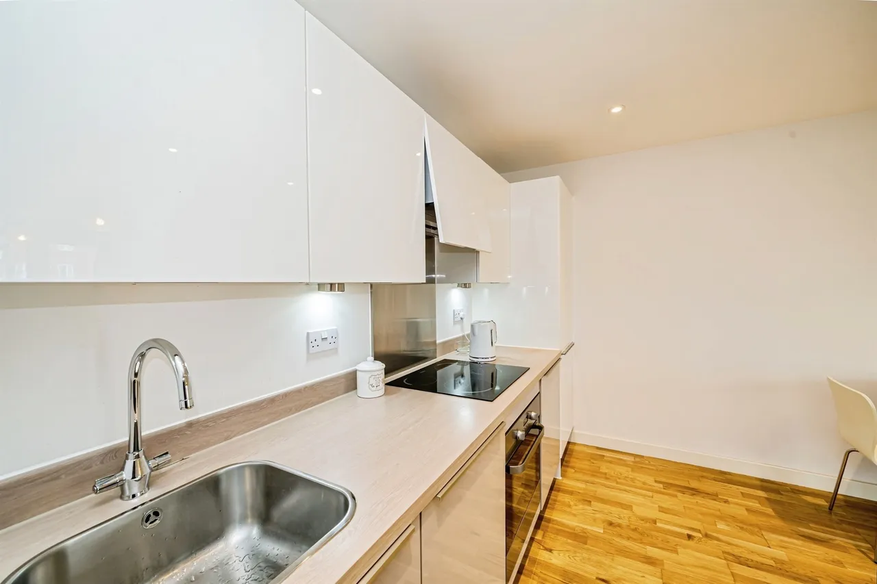 Windsor Road, Slough, SL1, photo 11