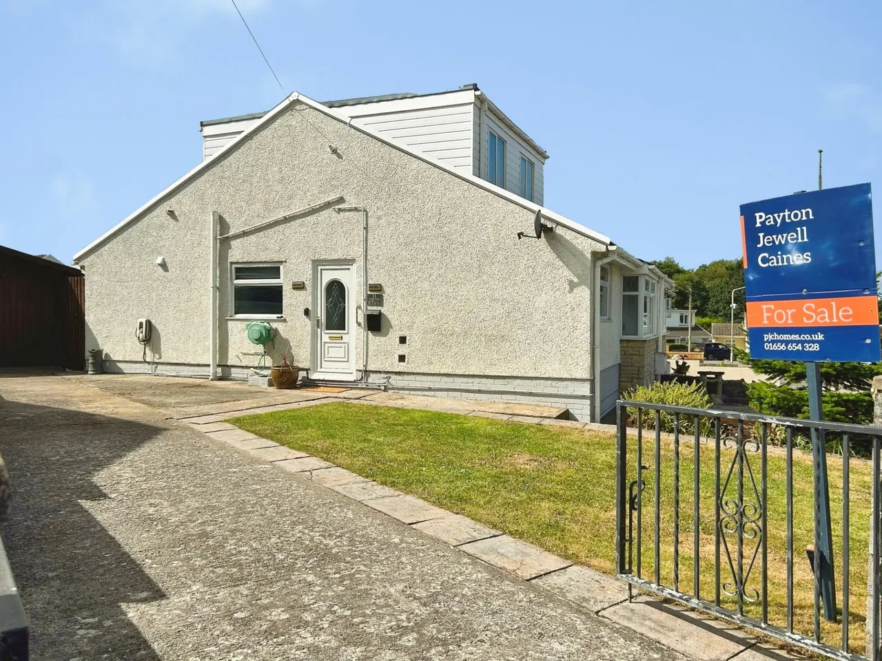 Manor Park, Bridgend, CF35, photo 17