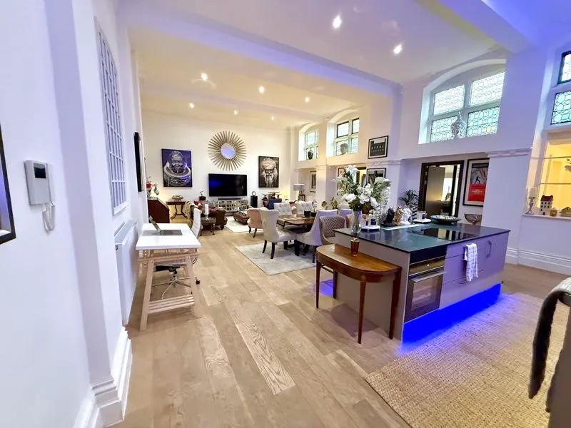 Frances Drive, Dunstable LU6 1GF, photo 2