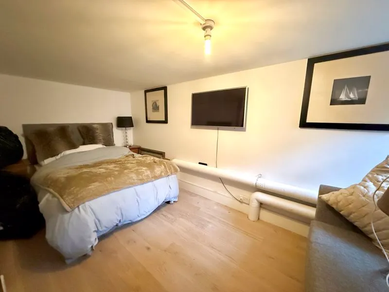 Frances Drive, Dunstable LU6 1GF, photo 22