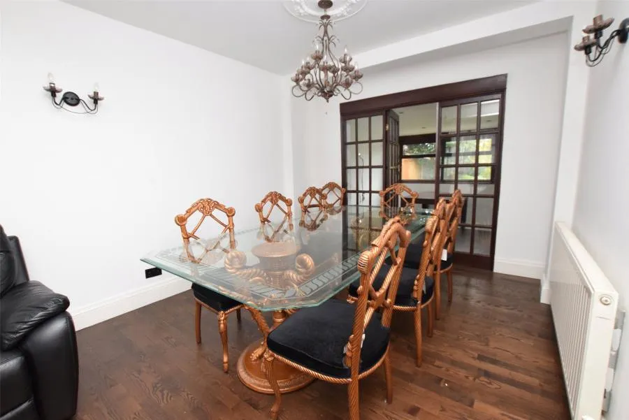 Jubilee Avenue, Romford, RM7, photo 8