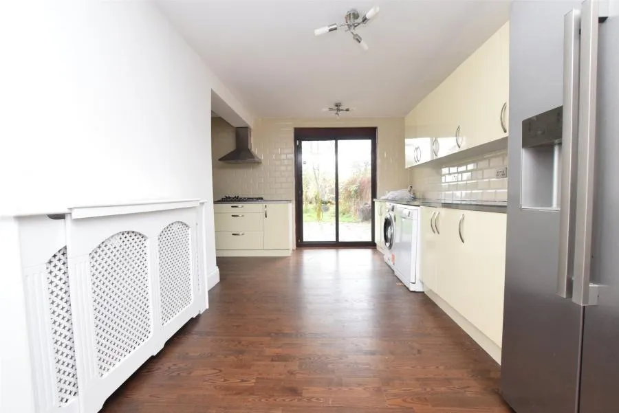 Jubilee Avenue, Romford, RM7, photo 3