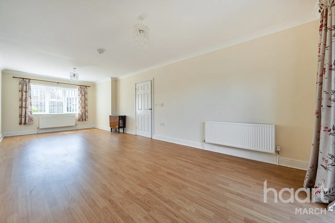 Lime Tree Gardens, Chatteris, PE16, photo 8