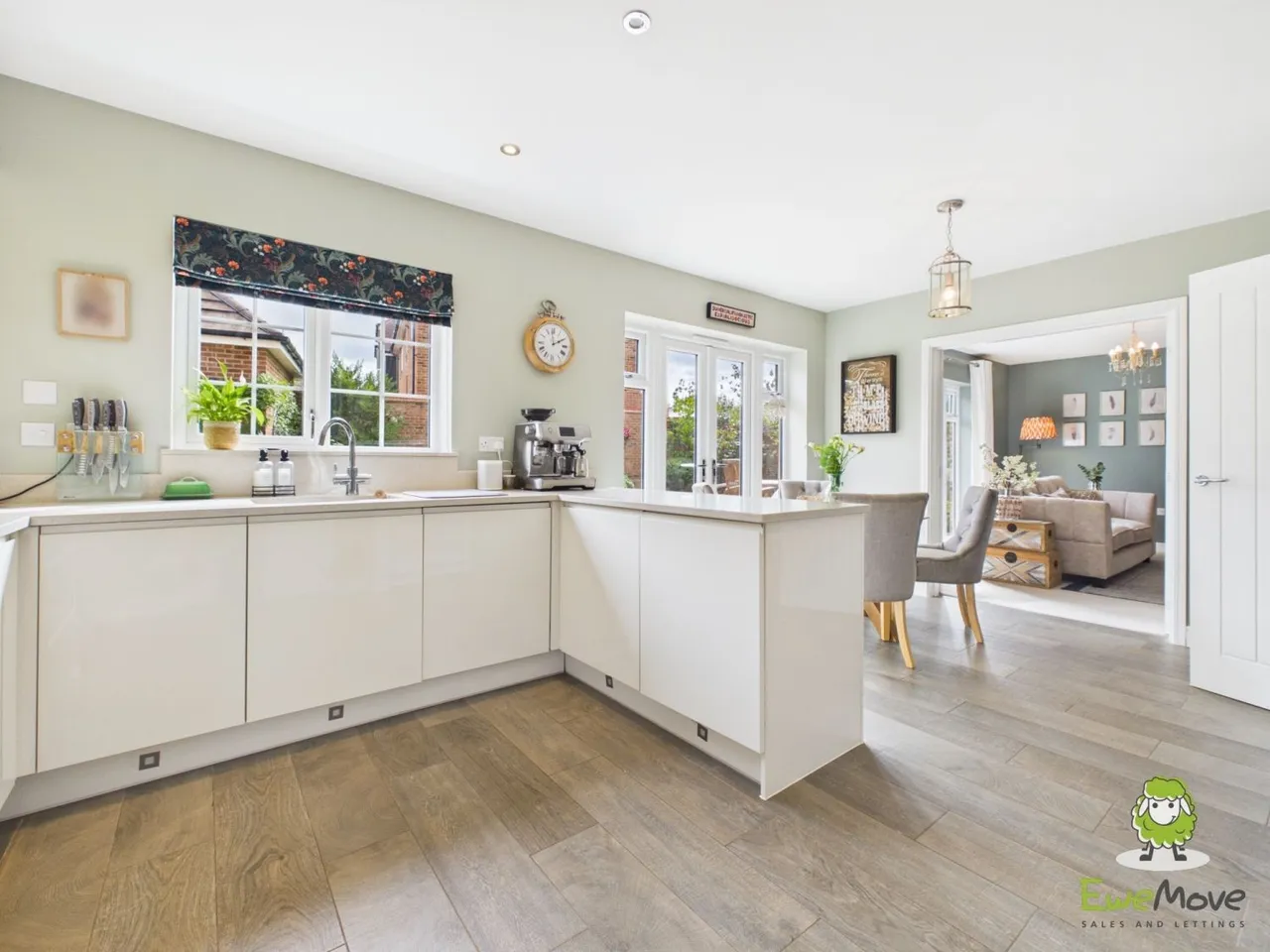 Cortland Drive, Bramley, RG26, photo 12