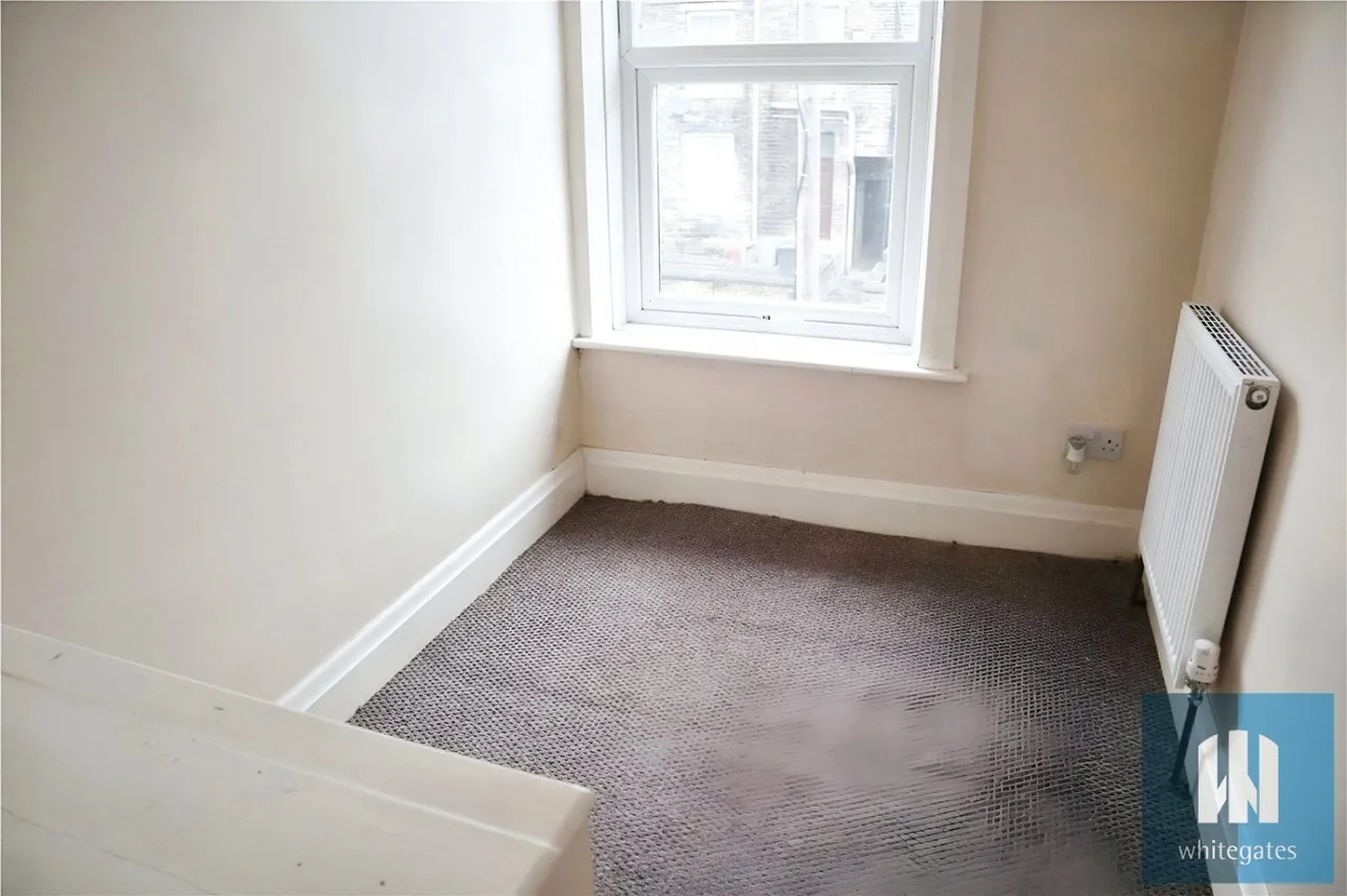 May Street, Crosland Moor, HD4, photo 5