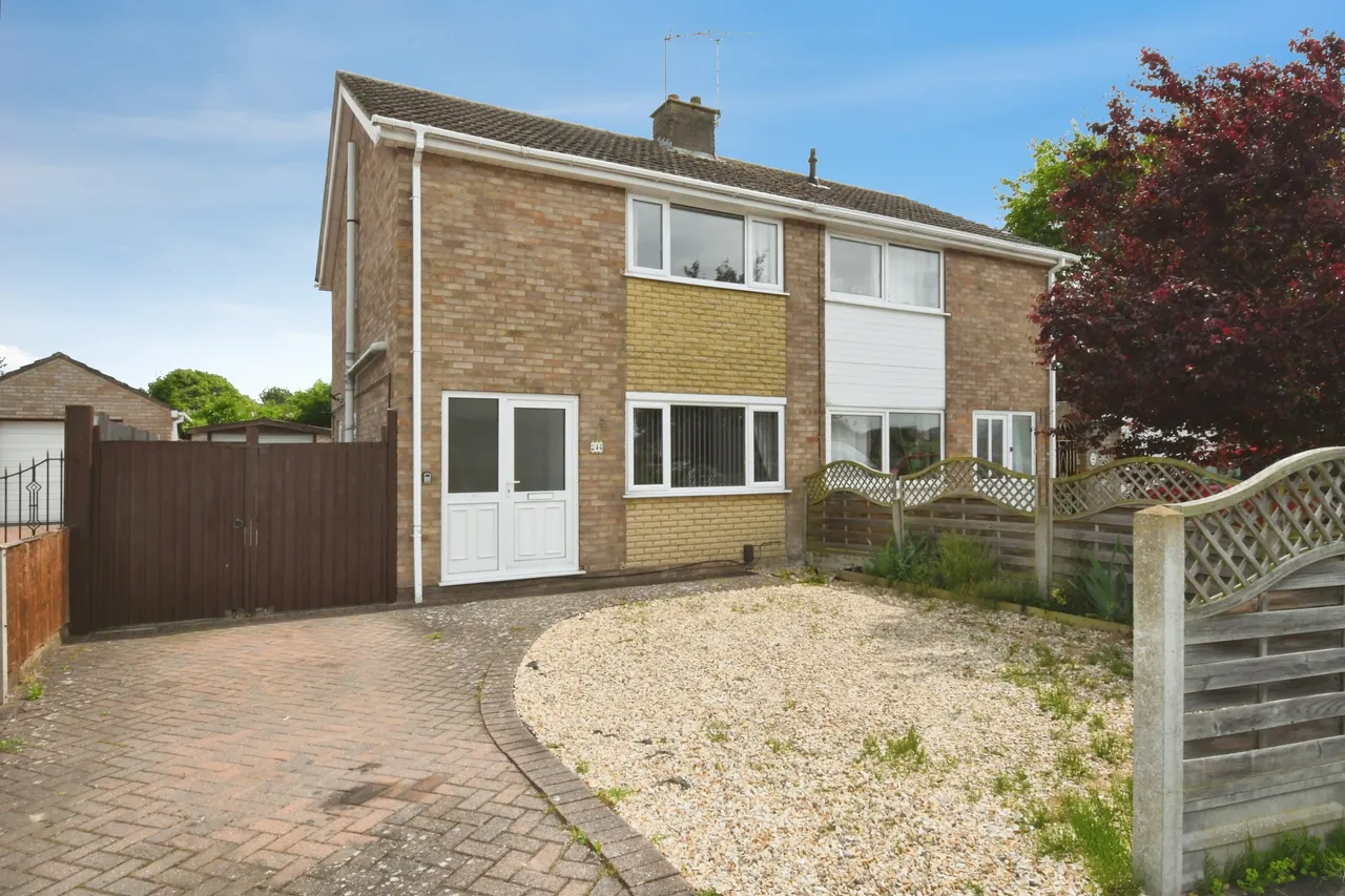 3 bed house for sale, Calder Road, Lincoln, LN5