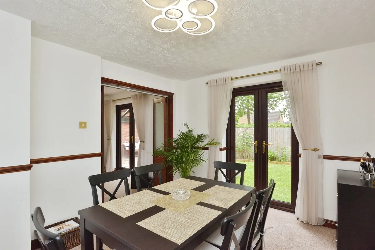 Trueman Place, Oldbrook, MK6, photo 9