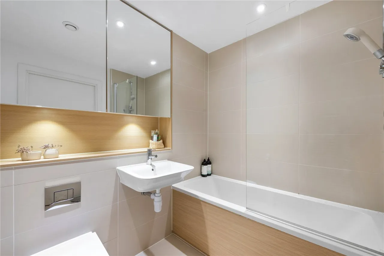 Devizes Street, London, N1, photo 6