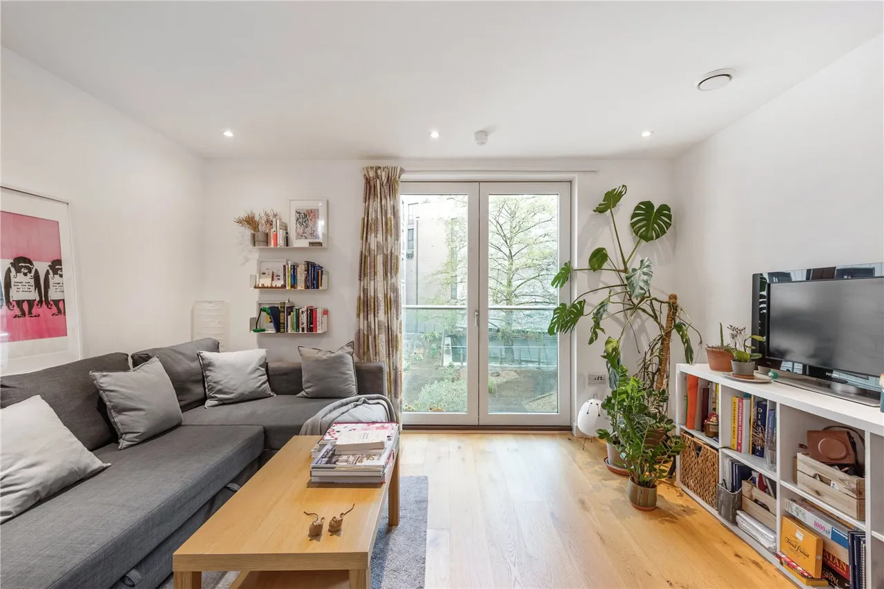 Devizes Street, London, N1, photo 11