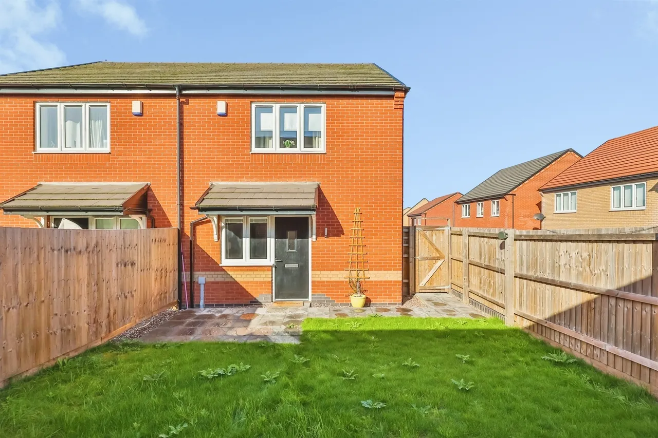 1 bed house for sale, South Lake Close, Bestwood Village, NG6
