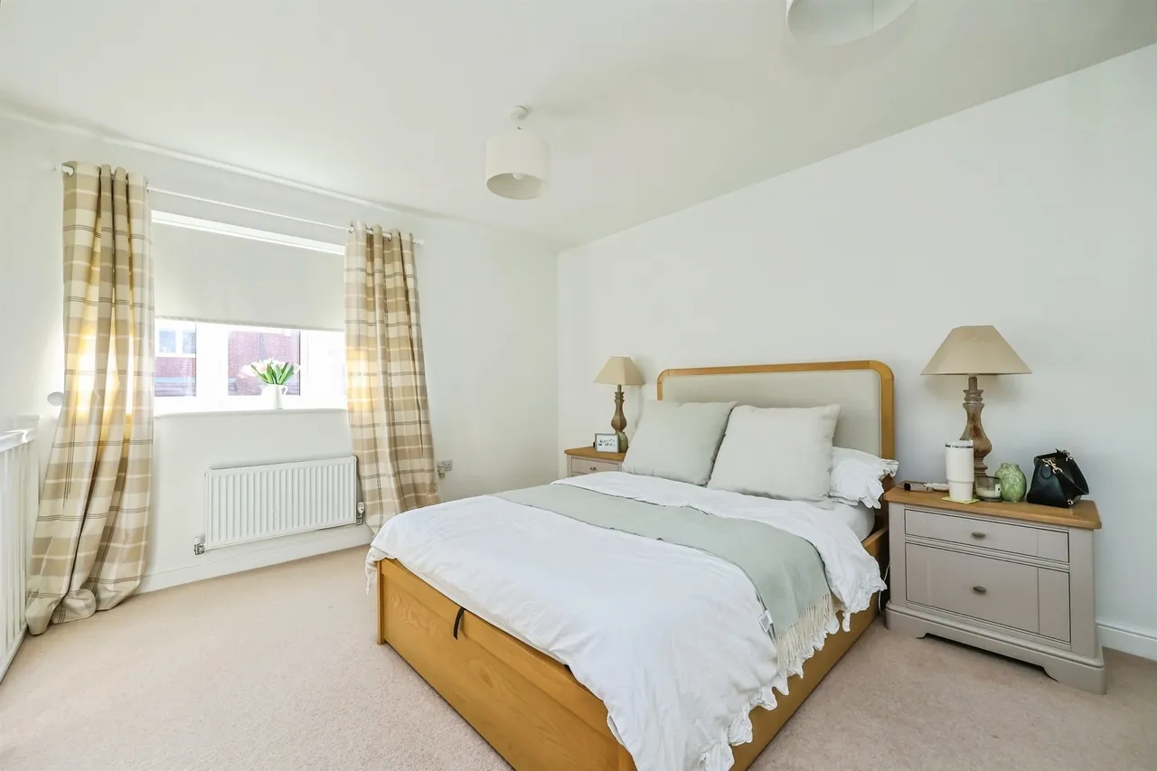 South Lake Close, Bestwood Village, NG6, photo 12