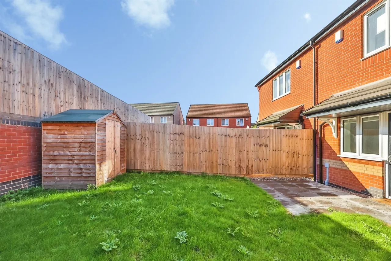 South Lake Close, Bestwood Village, NG6, photo 18