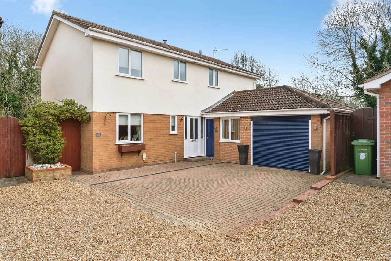 4 bed house for sale, Fairfields Drive, Huntingdon, PE26