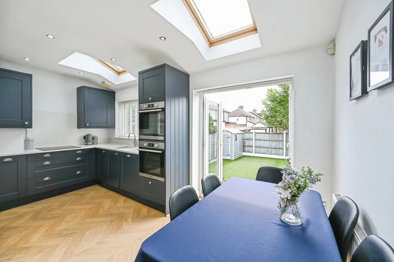 Canterbury Avenue, Liverpool, L22, photo 11