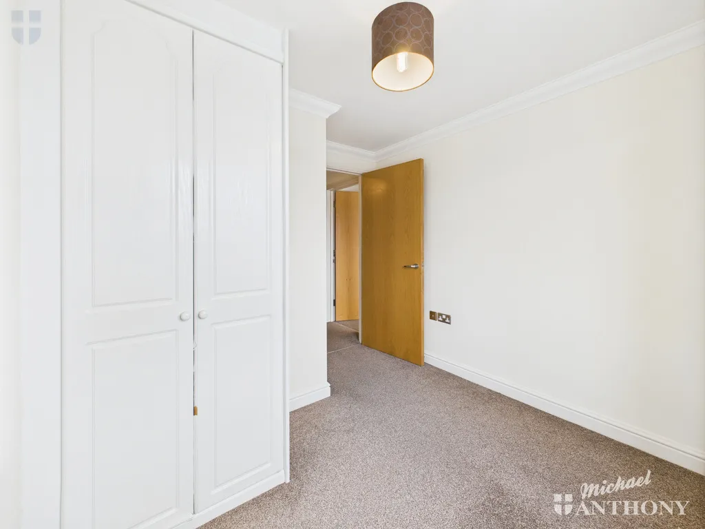 Chilton Place, Park Street, Aylesbury, HP20 1AD, photo 9