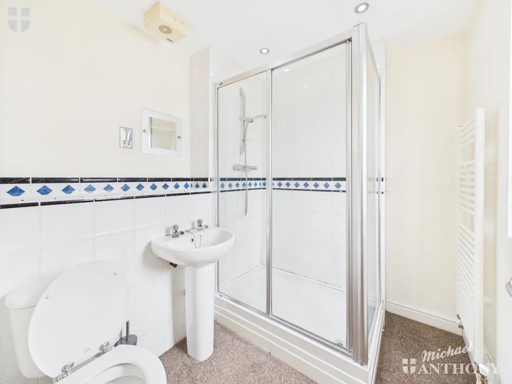Chilton Place, Park Street, Aylesbury, HP20 1AD, photo 5