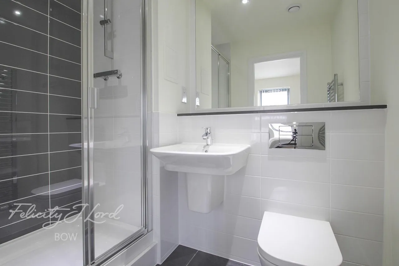 Browning Apartments, E3, photo 6