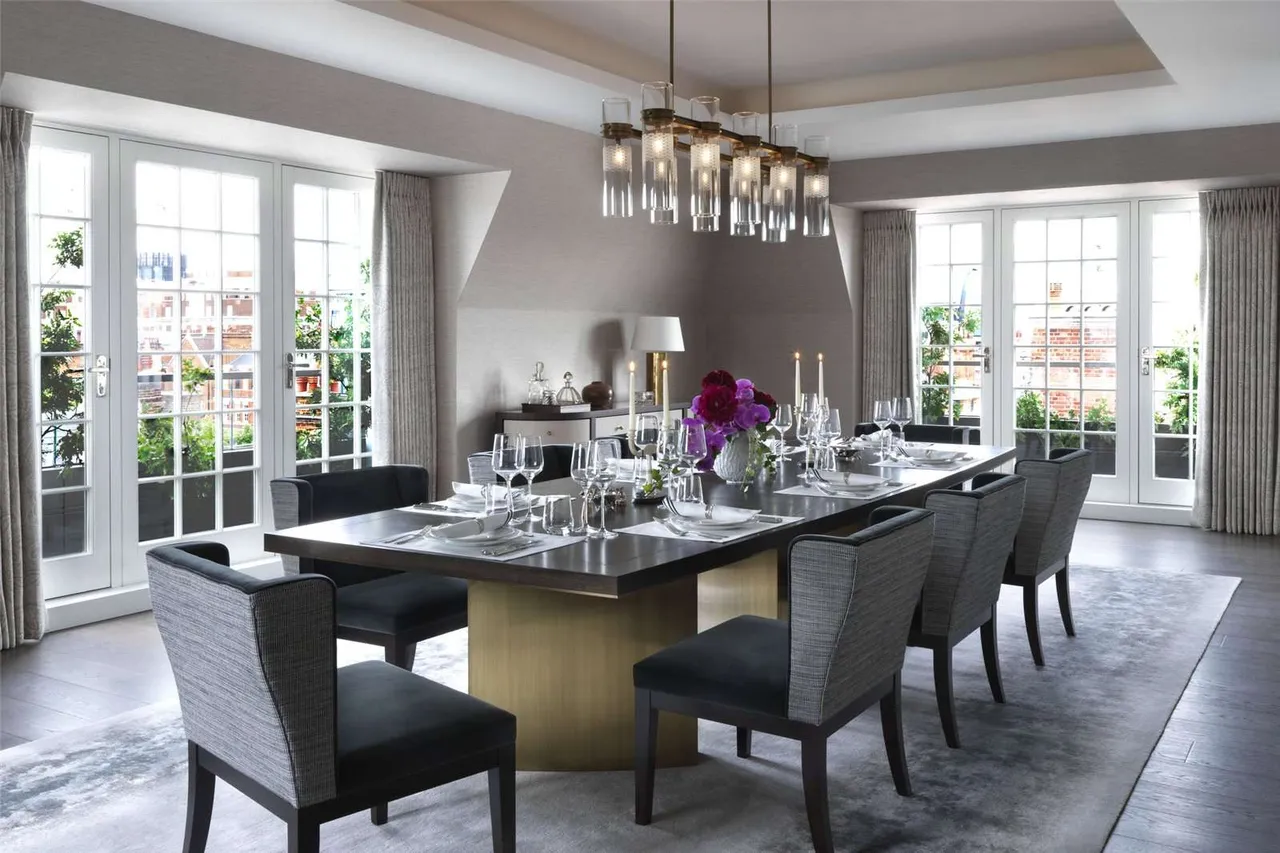 20 Grosvenor Square, London, W1K 6US, photo 2