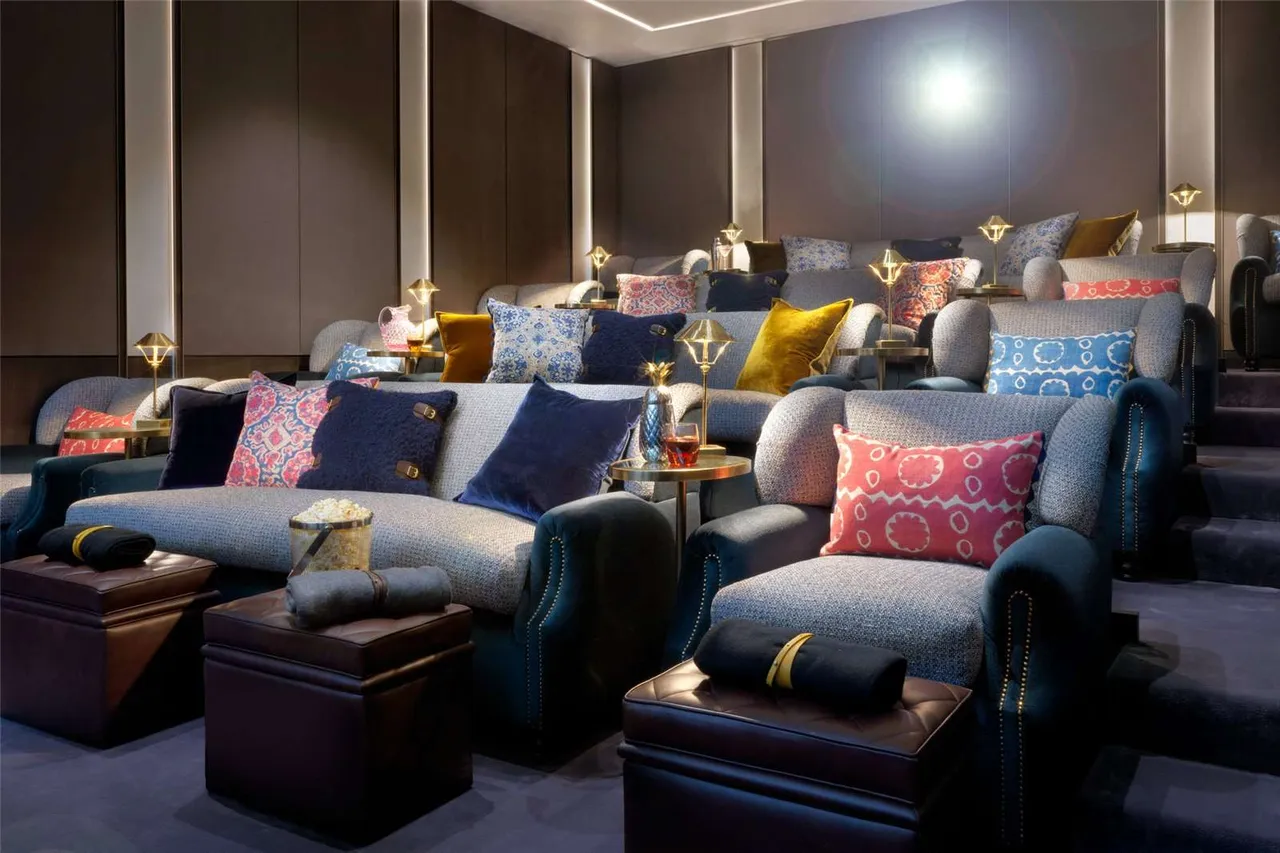 20 Grosvenor Square, London, W1K 6US, photo 8
