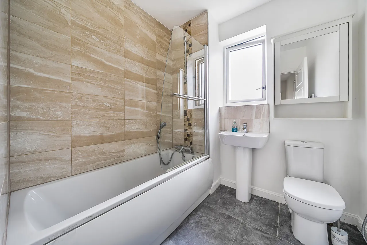 21 Coxwell Boulevard, London, photo 12