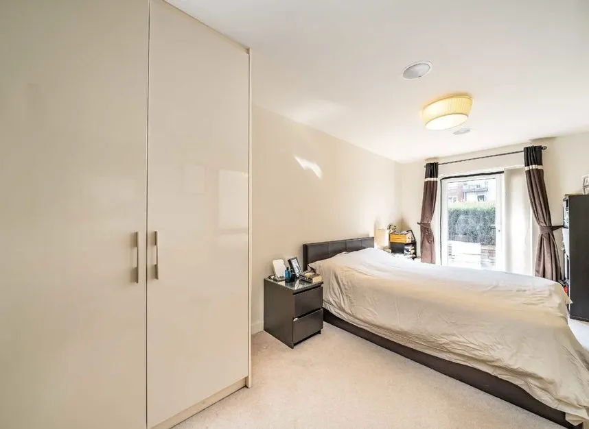 East Drive, Hendon, NW9, photo 5