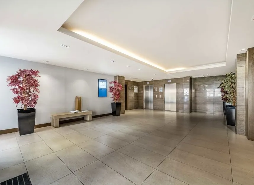 East Drive, Hendon, NW9, photo 8