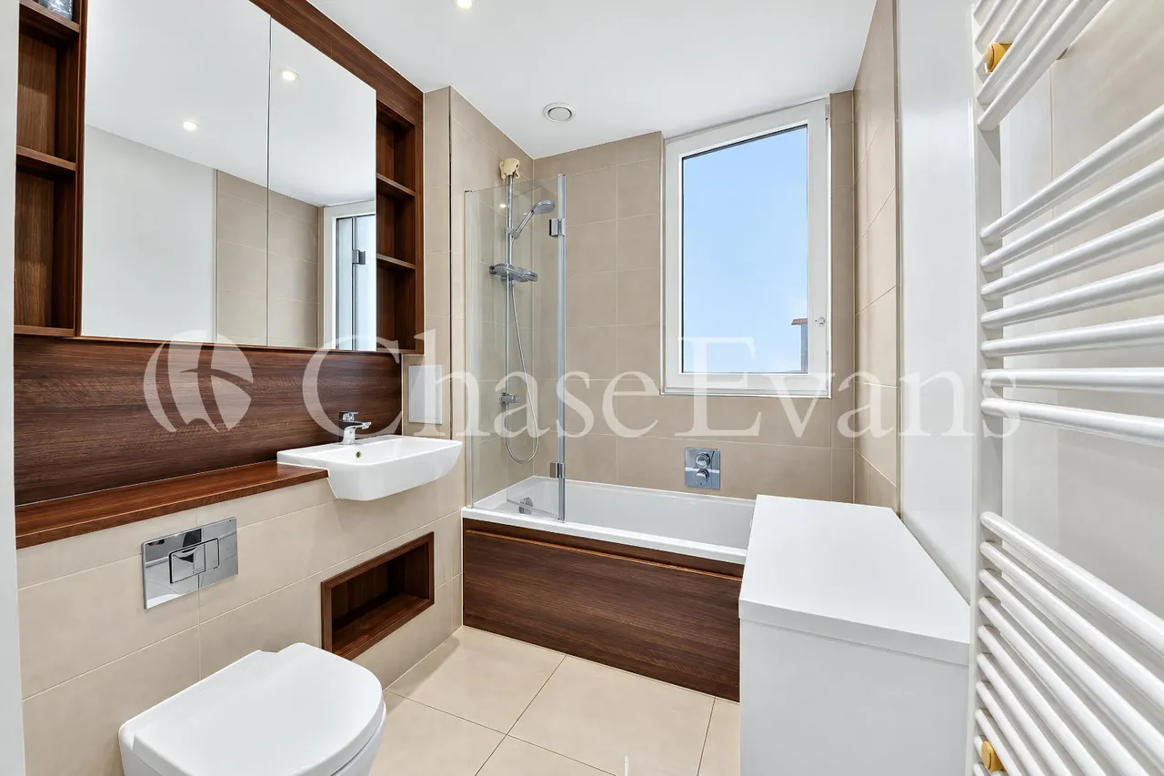 Perceval Square, Harrow, HA1, photo 8
