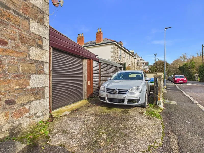 Higher Sentry West Trewirgie Road, Redruth, photo 12