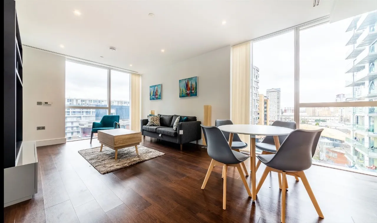 2 bed flat for sale — Harbour Way, Canary Wharf