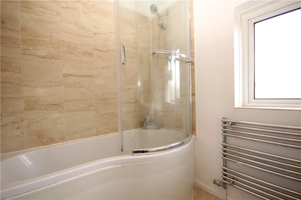 Cypress Road, Guildford, GU1, photo 6