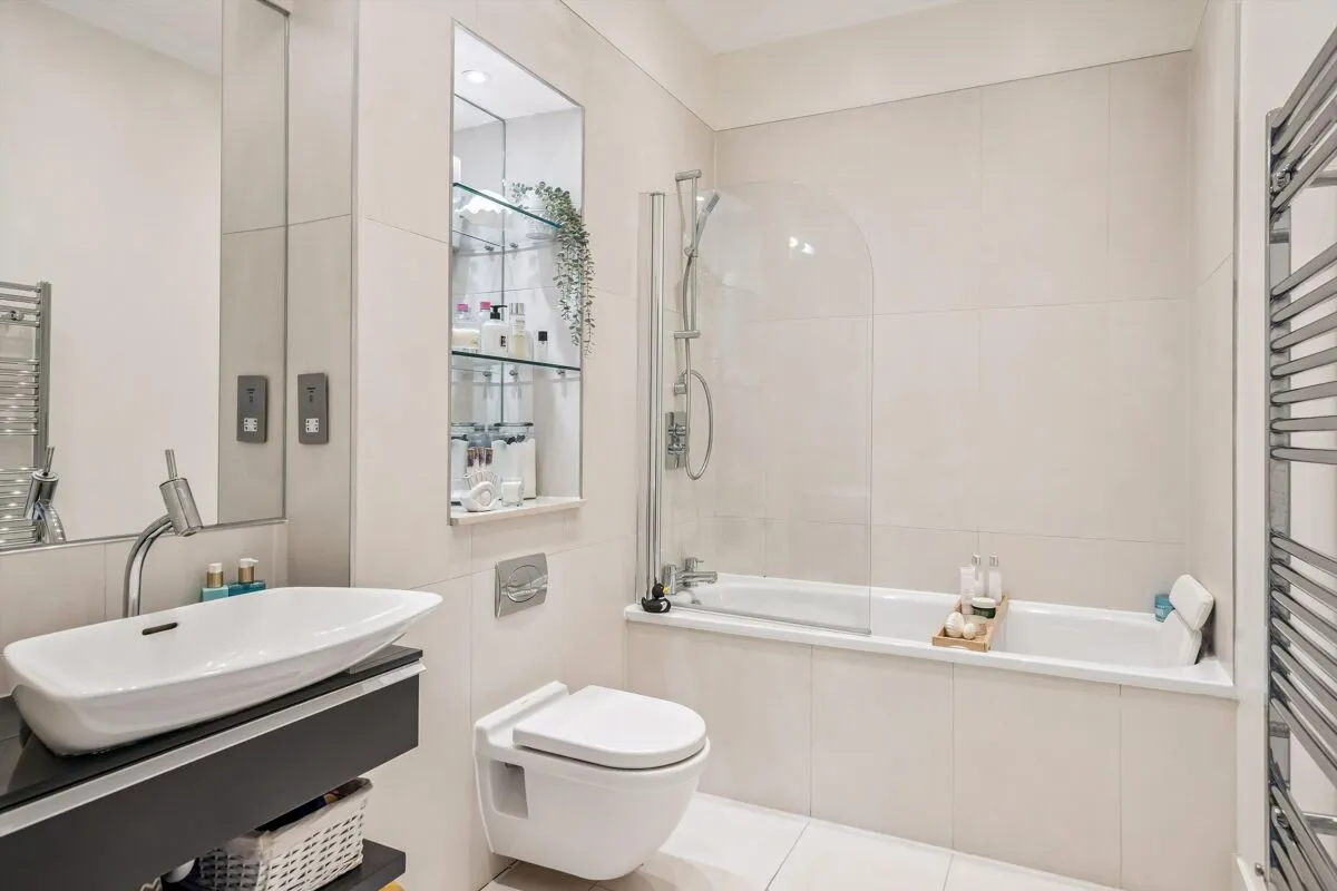 Thornton Place, Clapham Common North Side, SW4, photo 15
