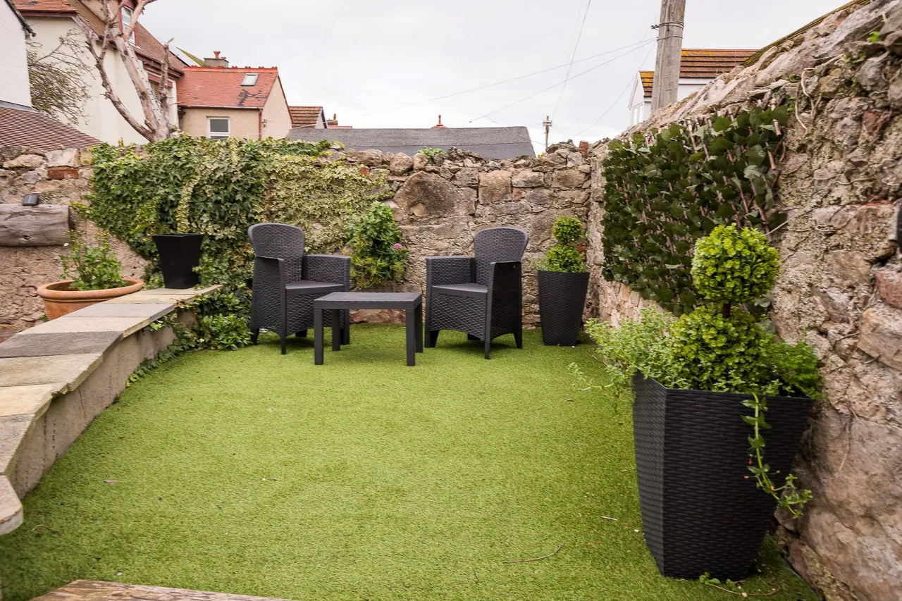 Harcourt Road, Llandudno, LL30, photo 25