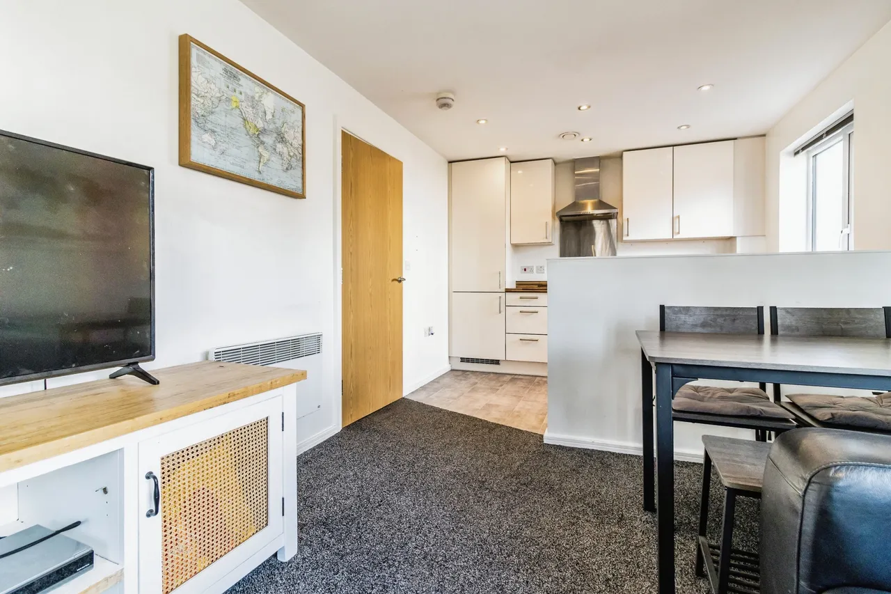 Great Clowes Street, Salford, photo 11