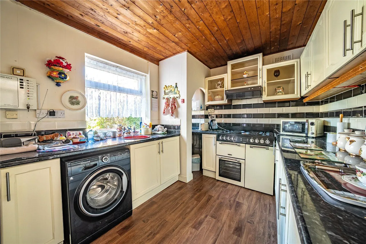 Dib Lane, Leeds, LS8, photo 4