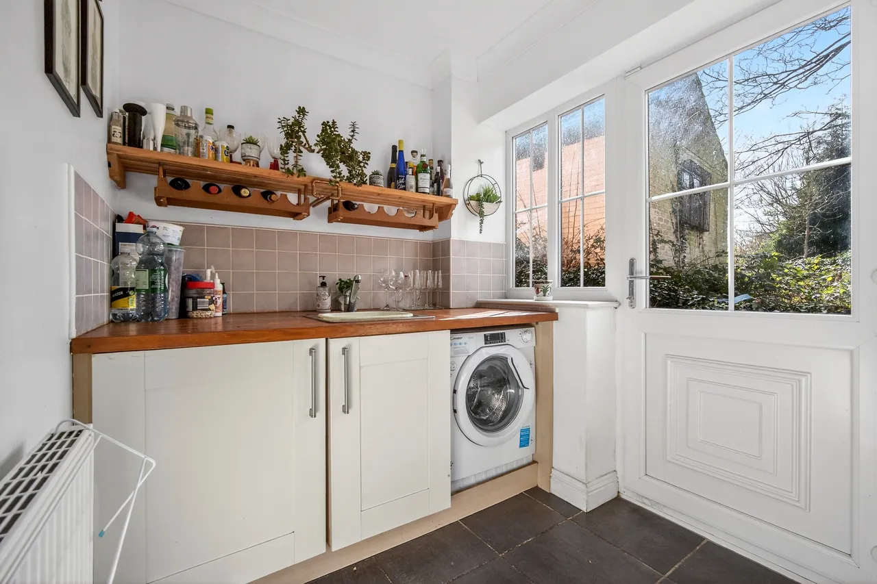 Manor Road, Woodley, SK6, photo 9