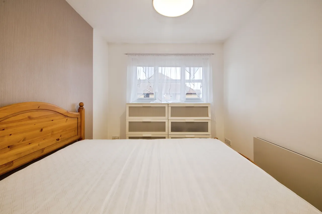 Conifer Way, Wembley, HA0, photo 8