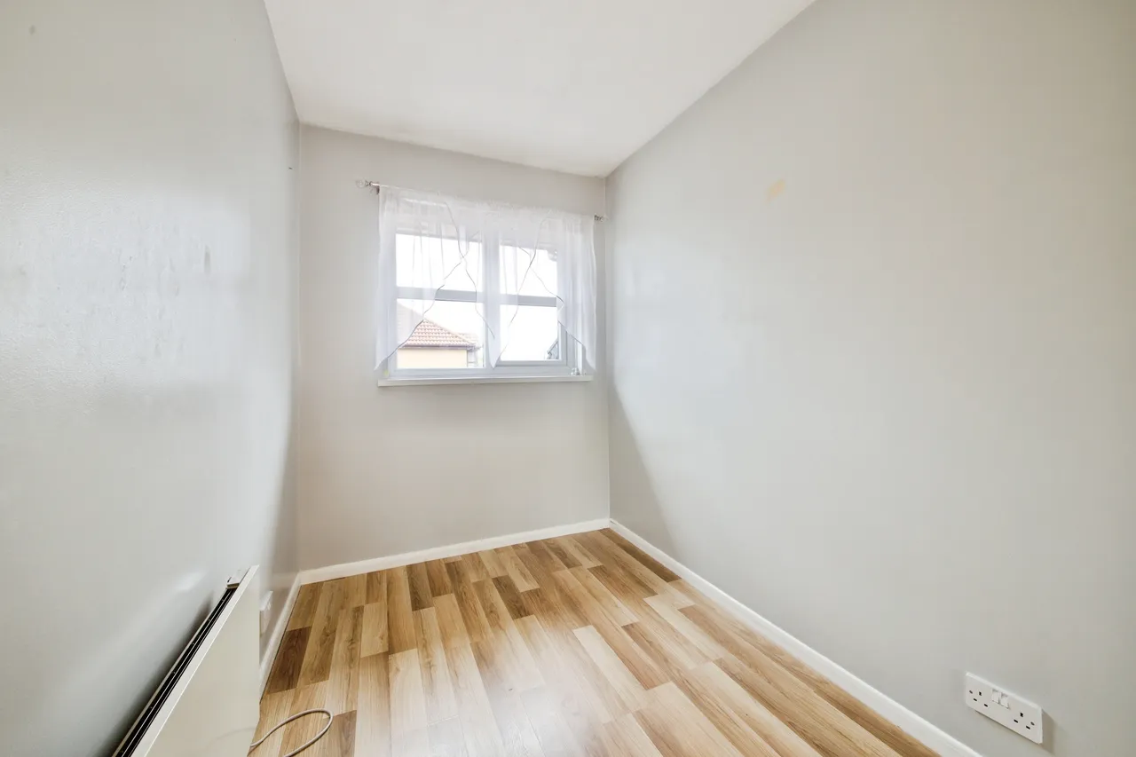 Conifer Way, Wembley, HA0, photo 12